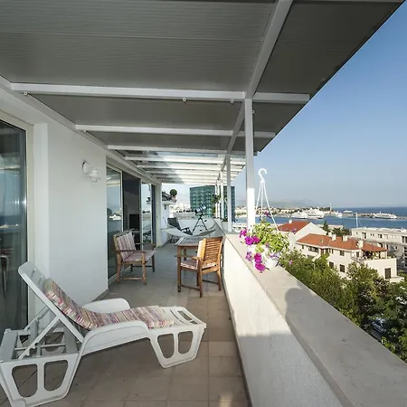 Luxury With Majestic Seaview